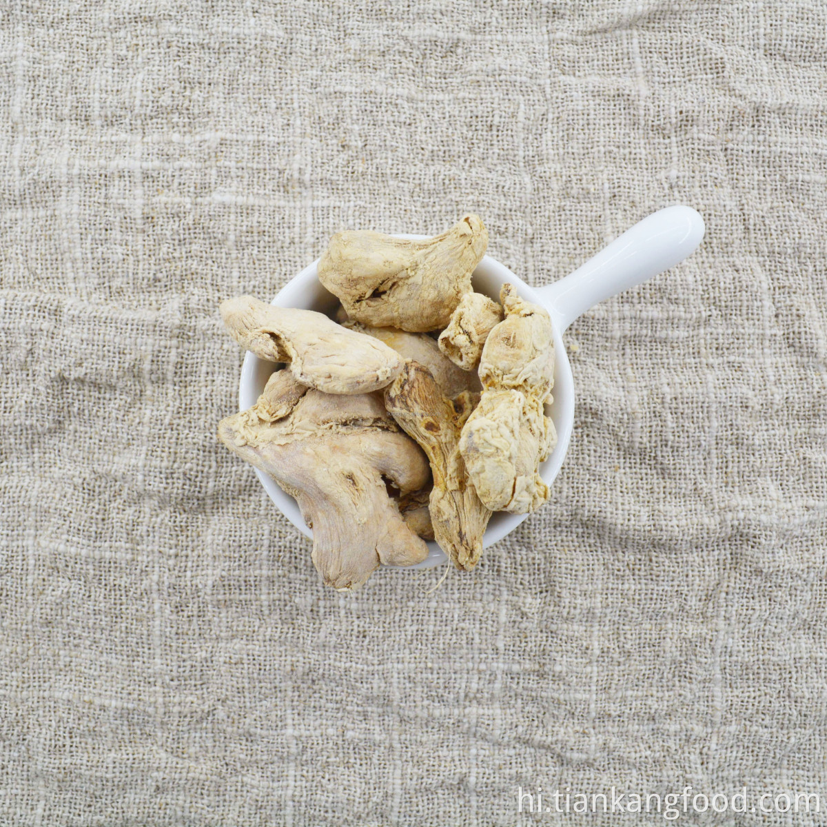 सुखाया हुआ अदरक dried whole ginger